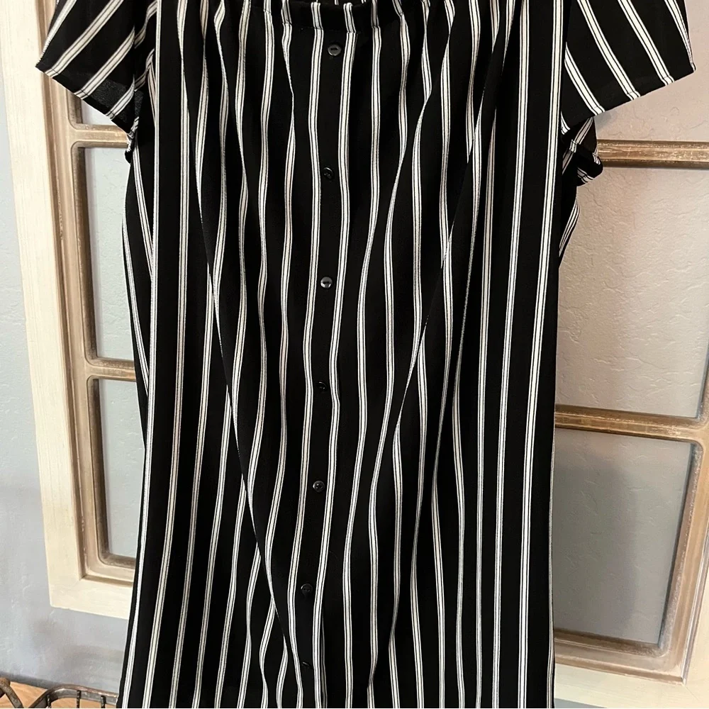 *SOLD* Striped Off The Shoulder Blouse - Picture 6 of 7